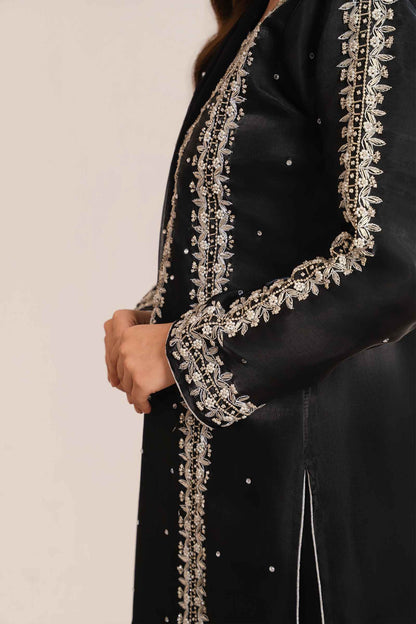 Floral Grace - Black